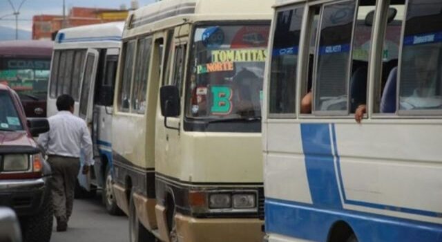 Transporte en Tarija confirma paro indefinido desde la medianoche