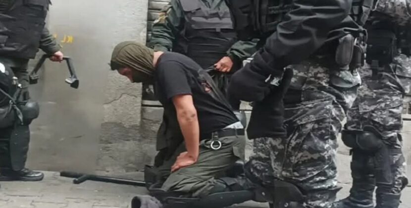 Policía de La Paz confirma seis agentes heridos durante protestas de la COB