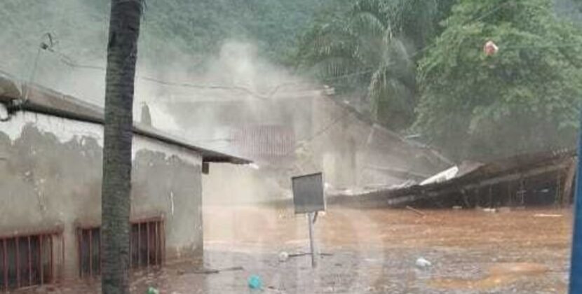 Lluvias torrenciales en Tipuani colapsan arroyos y destruyen 12 viviendas