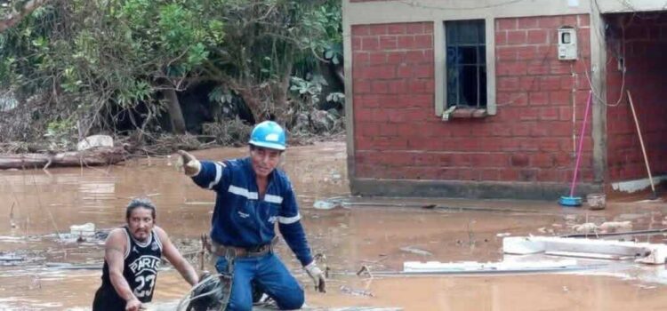 Inundaciones en Tipuani afectan al menos 90 familias y 30 viviendas