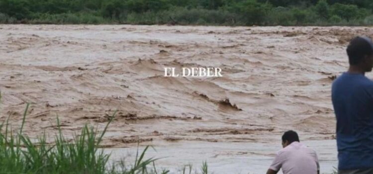 Ríos en Cochabamba crecen y dejan un desaparecido y 2000 familias afectadas