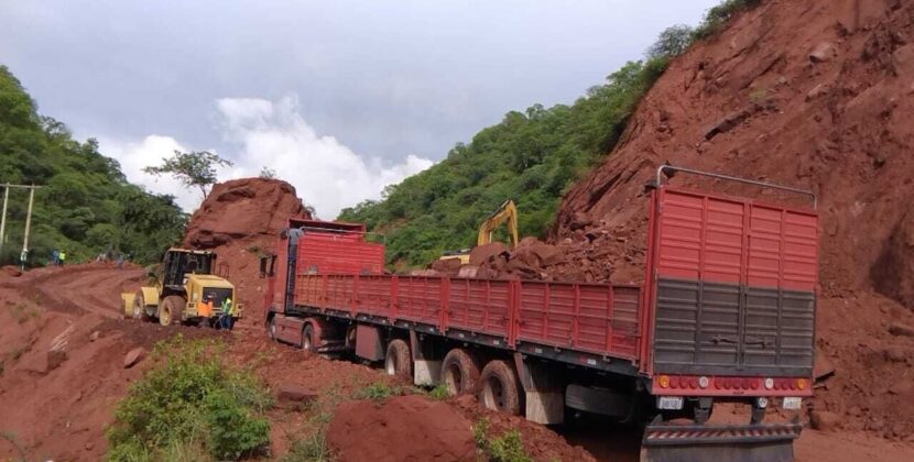 La ABC impulsa reparaciones en rutas Villamontes Tarija y Bermejo La Angostura