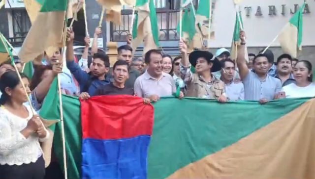 MTS inscribe a Mancilla a la Alcaldía y a Centeno a la Gobernación ante el TED