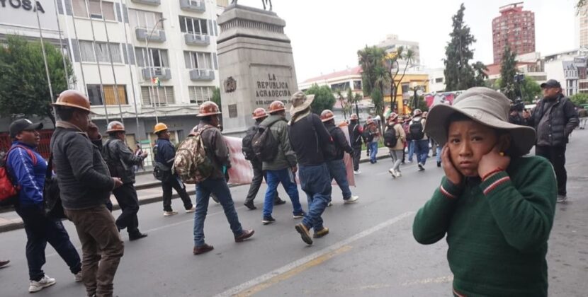 COB confirma ruptura con mineros cooperativistas y choferes en protestas contra DS 5503 en Bolivia
