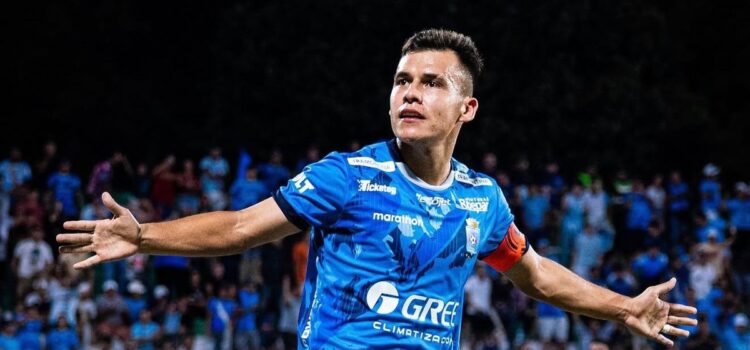 Blooming confirma que analiza el futuro del capitán en Santa Cruz