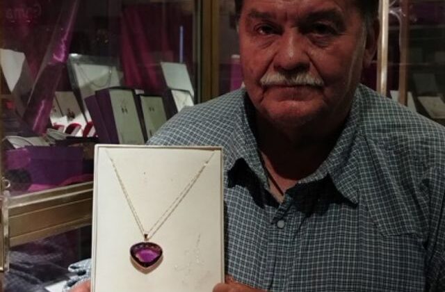 La Bolivianita impulsa el folklore y básquet tarijeño en la fiesta del Bicentenario