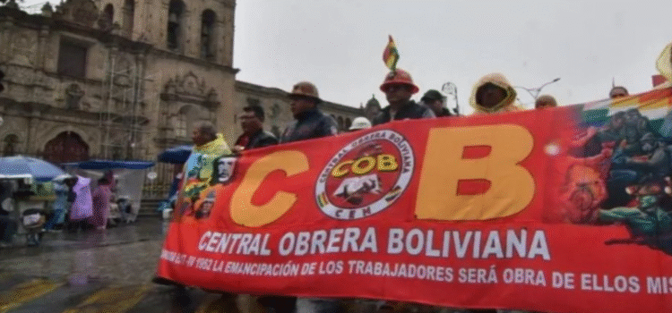 Ministro Justiniano advierte que marchas contra D S 5503 buscan descomponer Gobierno