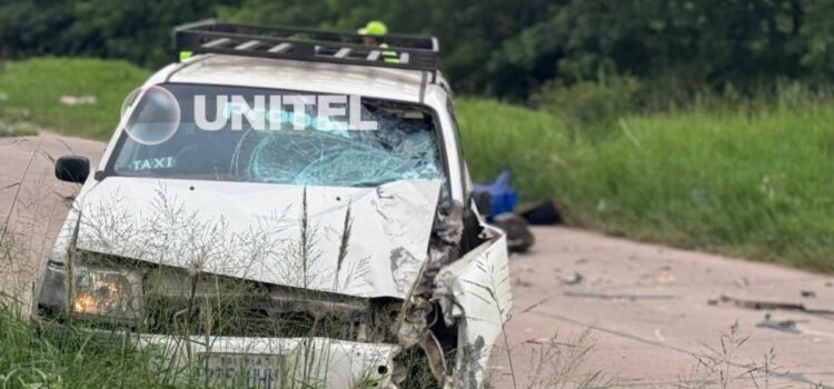 Motociclista muere en choque frontal con taxi en la zona del Plan Tres Mil