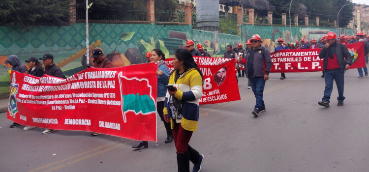 Cocaleros del Chapare se suman a la COB y exigen pronunciamiento legislativo