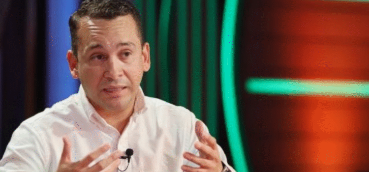 Romer Saucedo impulsa digitalización en 2026 y advierte necesidad de recursos