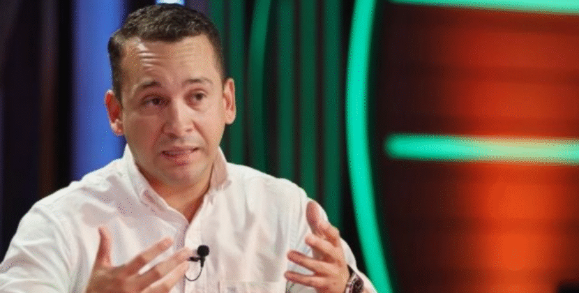 Romer Saucedo impulsa digitalización en 2026 y advierte necesidad de recursos