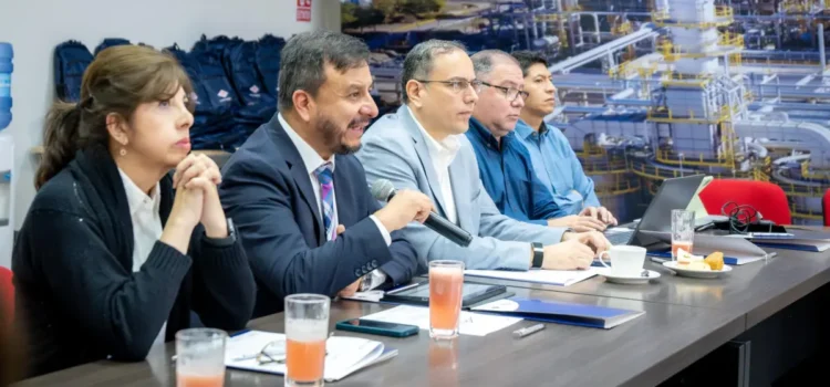 Gobierno anuncia reactivación del reglamento de precios de combustibles de 1997