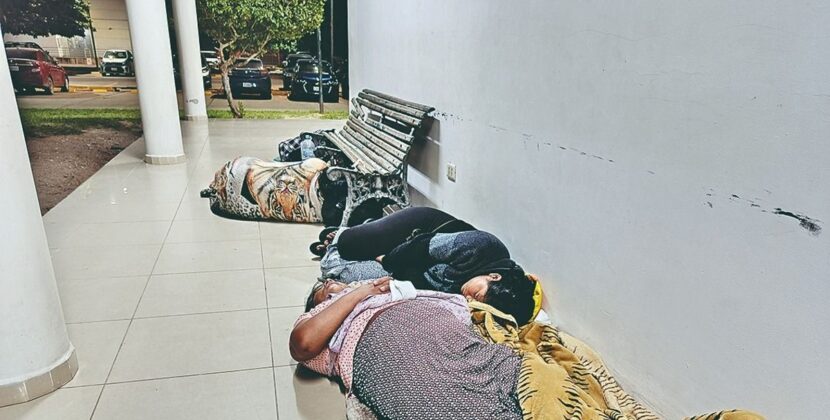 Hospitales públicos en Bolivia confirman paros que dejaron sin atención a pacientes por tres meses