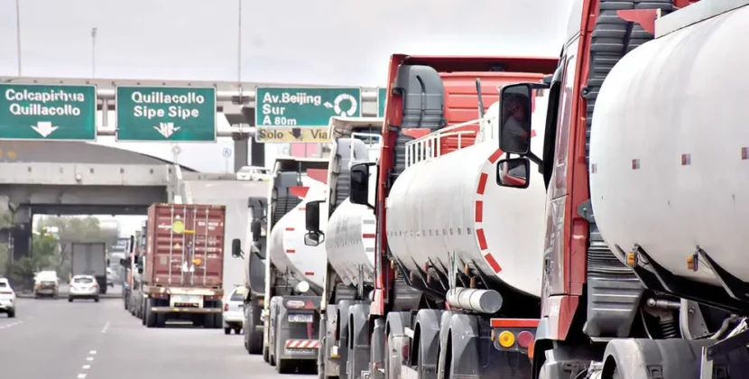 Demanda de diésel en Bolivia cae 50 por ciento tras decreto 5503