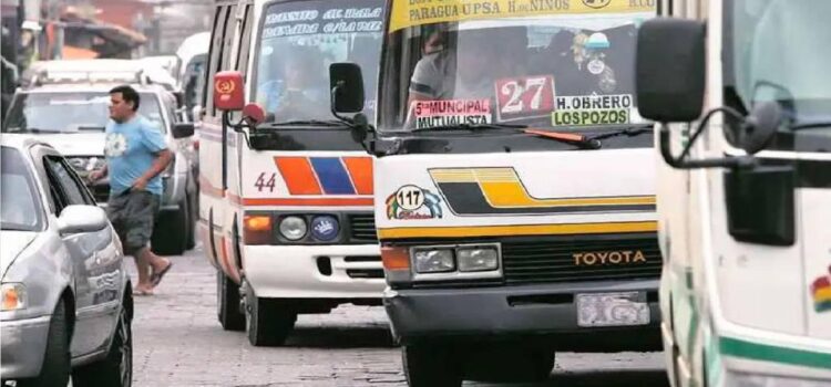 Transporte urbano cruceño insiste en cobro de cuatro bolivianos y confirma reunión con Concejo el lunes