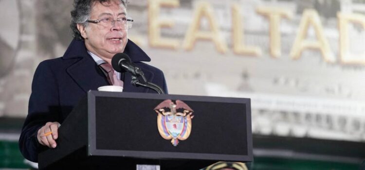 Gustavo Petro convoca manifestación nacional en Colombia por la soberanía para el miércoles