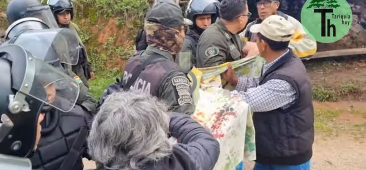 Policía impulsa ingreso de petrolera a Tariquía y supera bloqueo y vigilia