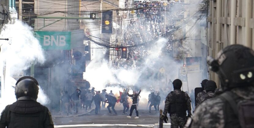 Gobierno abre mesas de diálogo en La Paz para debatir el DS 5503 ante bloqueos de la COB