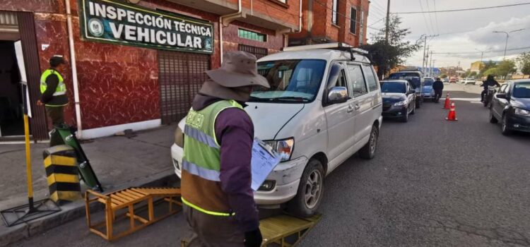 Gobierno de Bolivia anuncia nuevo plazo para Inspección Técnica Vehicular con multa