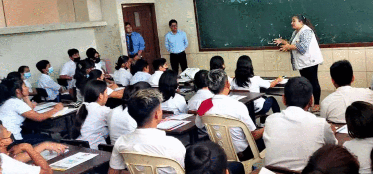 Viceministro confirma vigencia de textos escolares aprobados en gestión de Arce