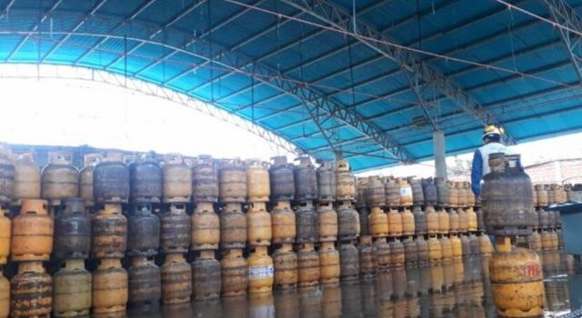 Tarija confirma filas por gas en varios puntos pese a reportes de normalidad