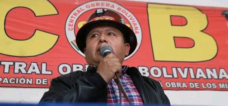 Maestros urbanos de La Paz exigen rendición de cuentas sobre aportes sindicales a la COB