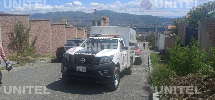 Cochabamba encuentra hombre muerto con herida de cuchillo en el cuello