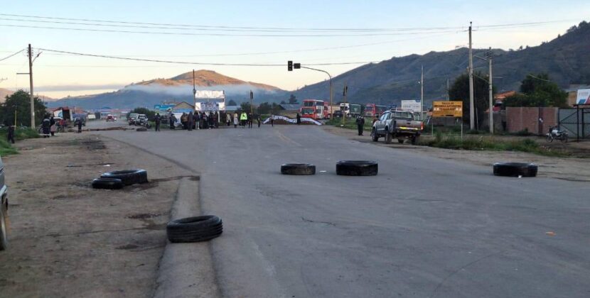 Departamentos del oriente inician viernes con más de 40 bloqueos en carreteras