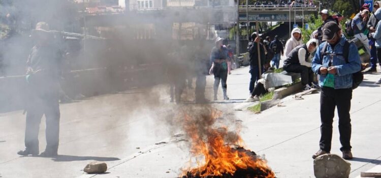 Gobierno ratifica en La Paz que no abrogará el DS 5503 pero modifica artículos