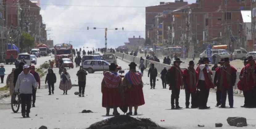 Bloqueadores en Bolivia mantienen 43 puntos de obstrucción en cuarto día