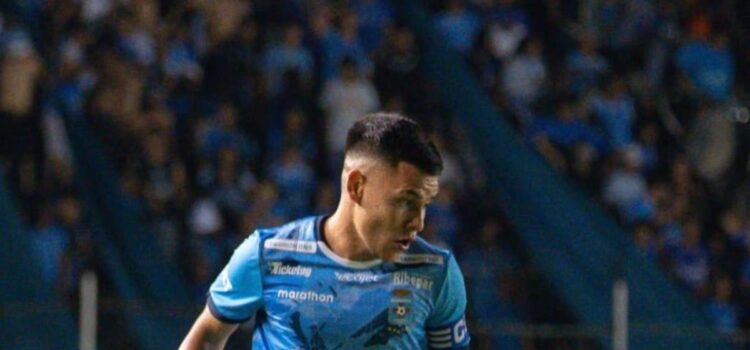 Moisés negocia renovación con Blooming y confirma su continuidad en Santa Cruz