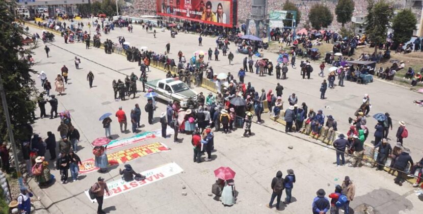 Gobierno impulsa liberación total de vías y reduce bloqueos en Bolivia