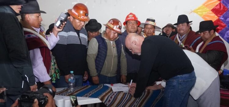 Gobierno y COB acuerdan decreto que mantiene fin de subvención en Bolivia