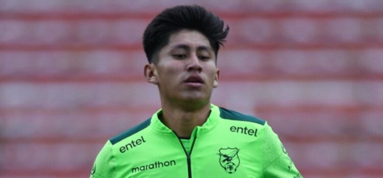 Villegas confirma gestiones por Miguelito mientras Santos mantiene reserva en Santa Cruz