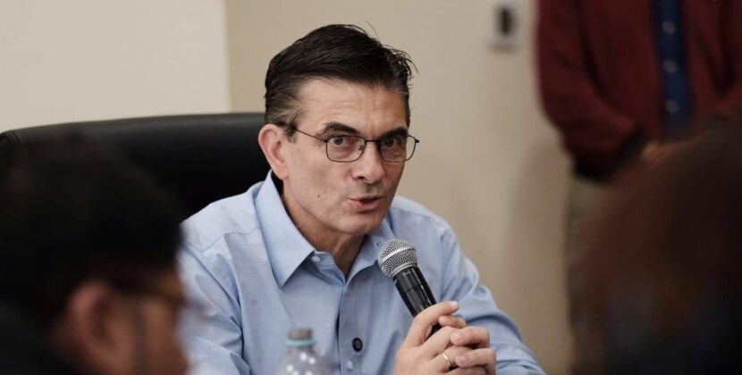 Presidente de Bolivia confirma pérdida de 20 millones de dólares diarios por bloqueos