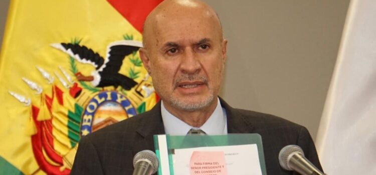 Gobierno aprueba decreto 5516 y confirma fin de subvención estatal