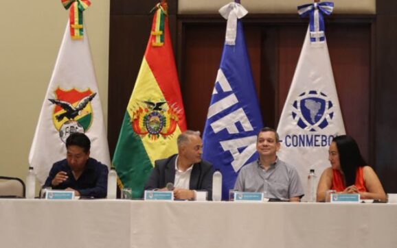 Clubes profesionales inician temporada con 250 mil dólares garantizados