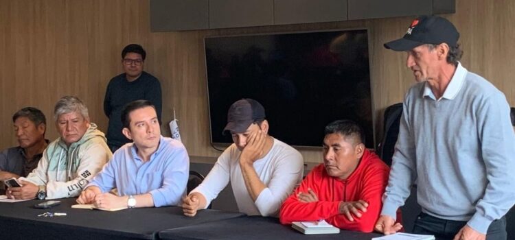 Gobierno se reúne con productores de los Valles Cruceños para fortalecer seguridad alimentaria