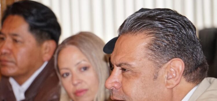 Revilla propone reconectar La Paz con Bolivia y frena migración juvenil