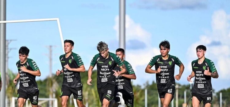 La Verde entrena con 22 jugadores y espera la incorporación de Bruno Miranda en La Paz