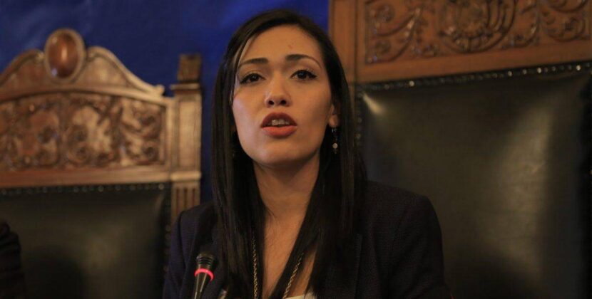 Adriana Salvatierra advierte que Andrónico Rodríguez habla desde el resentimiento