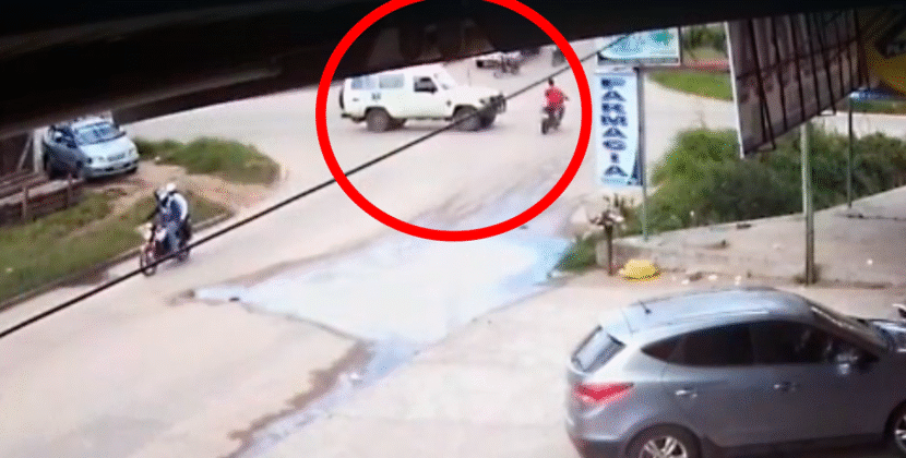 Motociclista muere tras choque con ambulancia en Montero confirma Policía