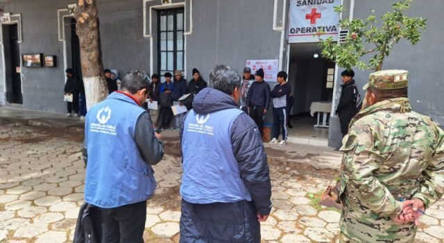 Defensoría revisa centros de reclutamiento militar en Bolivia y alerta irregularidades