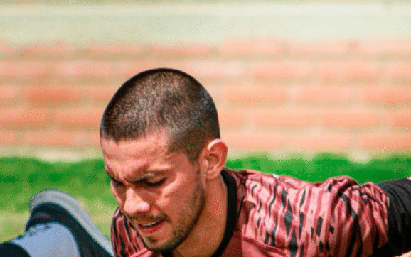 Oriente Petrolero confirma salida de Carlos Ribera para temporada 2026