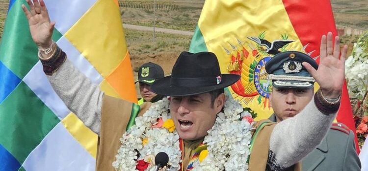 Asambleístas en Bolivia critican a Luis Lara por protagonismo en acto del Día del Estado Plurinacional