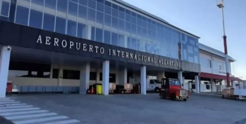 Cámara de Turismo advierte que nuevas tarifas aéreas elevan costos en Bolivia