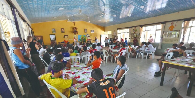 Deuda de más de Bs 1 5 millones pone en riesgo obra social de 19 hogares en Bolivia