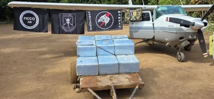 Policía de Brasil intercepta avioneta con media tonelada de cocaína presuntamente de Bolivia
