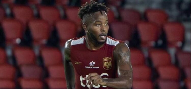 The Strongest confirma a panameño Welch como su sexto jugador extranjero