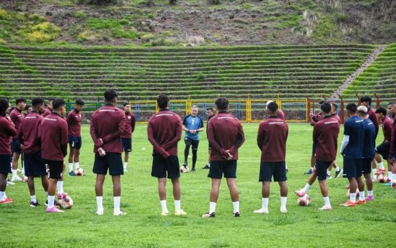 Bolívar regresa de Cusco y Robatto da descanso antes del clásico en La Paz